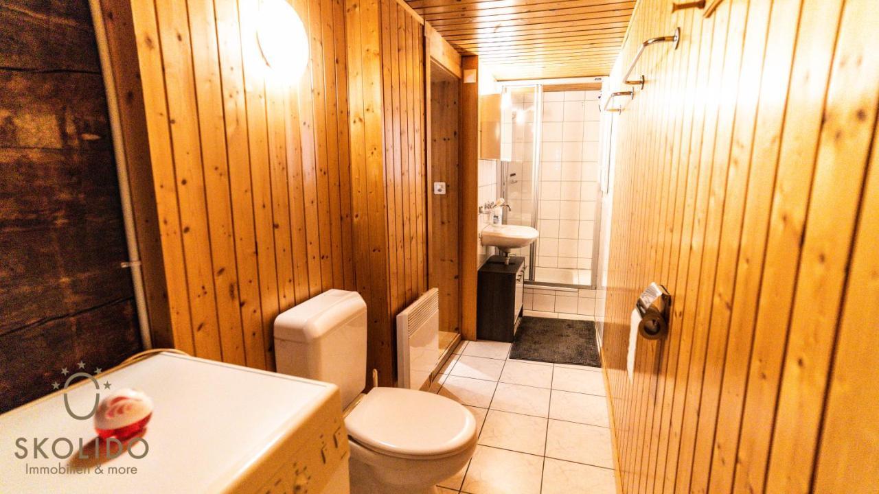 Heimeliges Walliserhaus Фиш Екстериор снимка