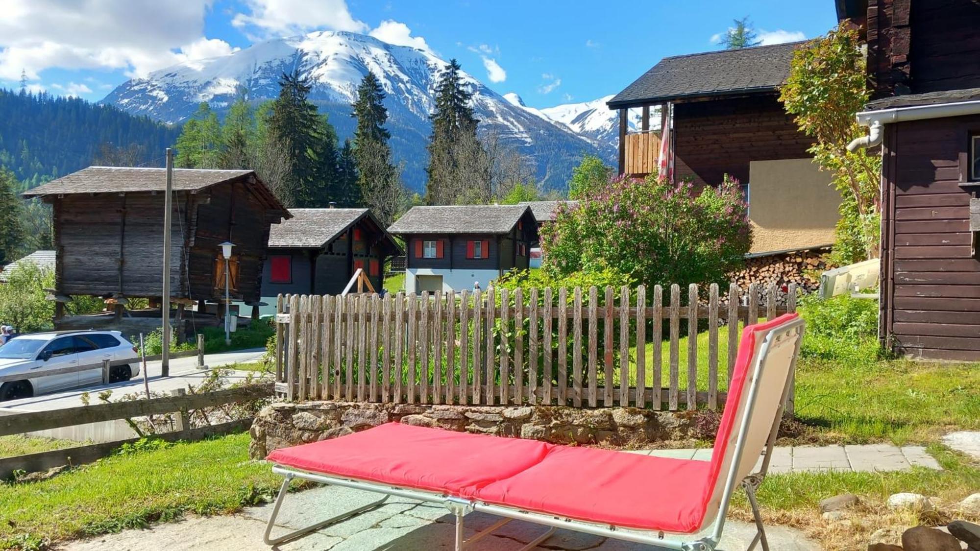 Heimeliges Walliserhaus Фиш Екстериор снимка